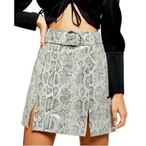 Never worn! Topshop snakeskin miniskirt